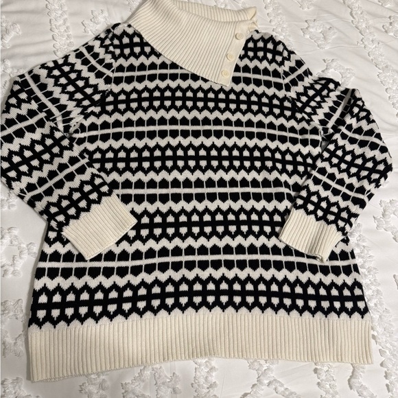 Talbots Sweaters - NWT Talbots Women's Black and White Sweater Size Large